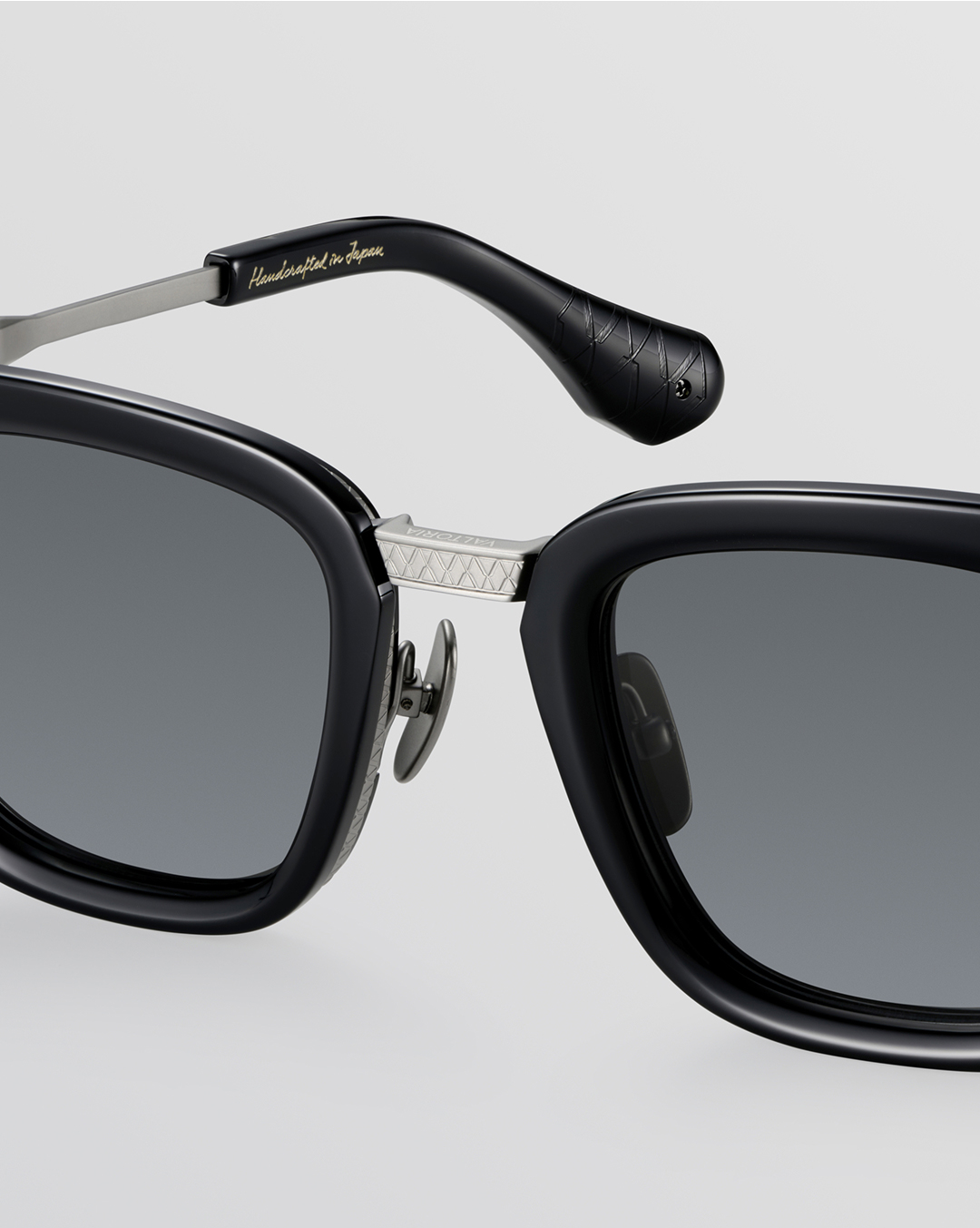 Black Glossy