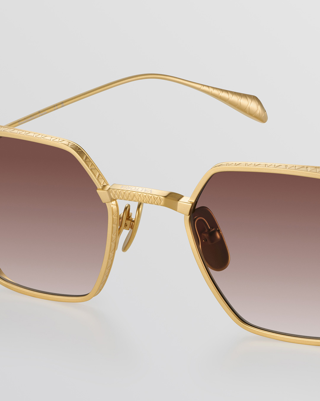 Gold Titanium