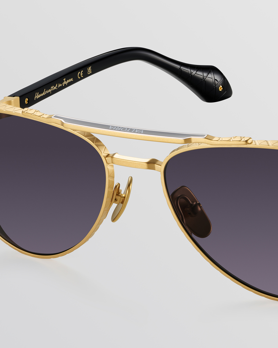 Gold Titanium