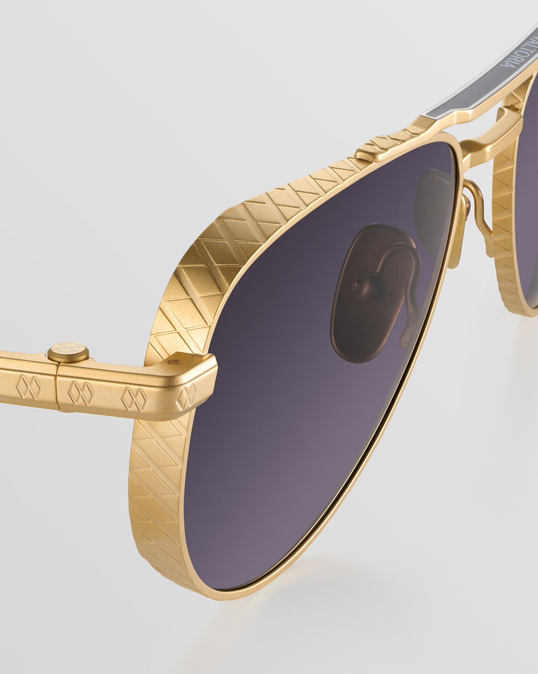 Gold Titanium