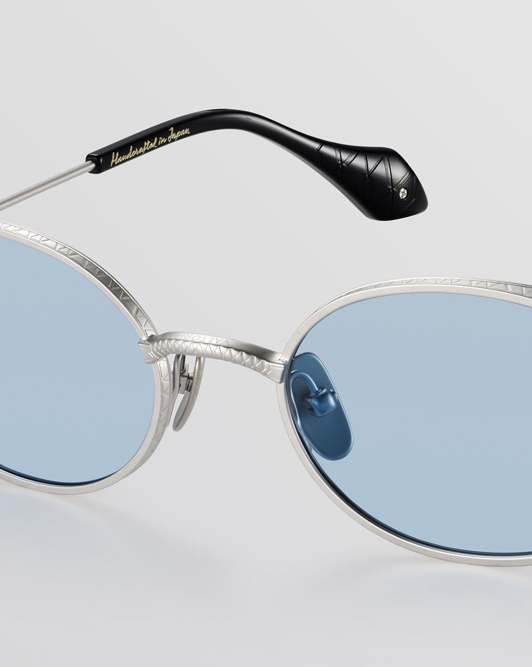 Silver Titanium