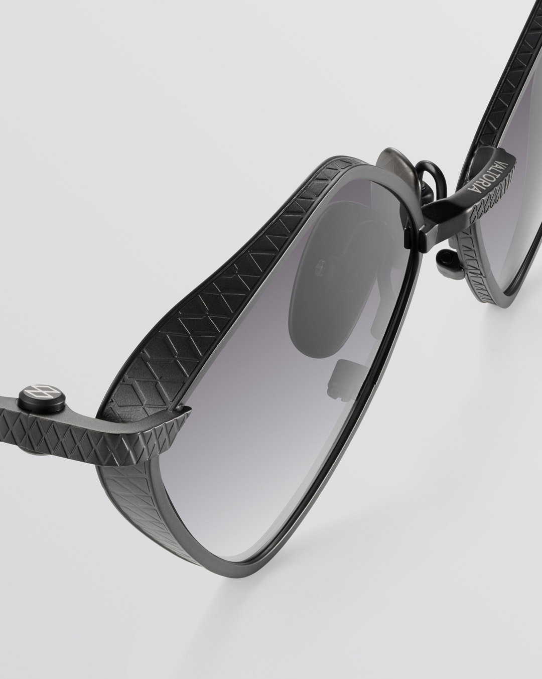 Black Titanium