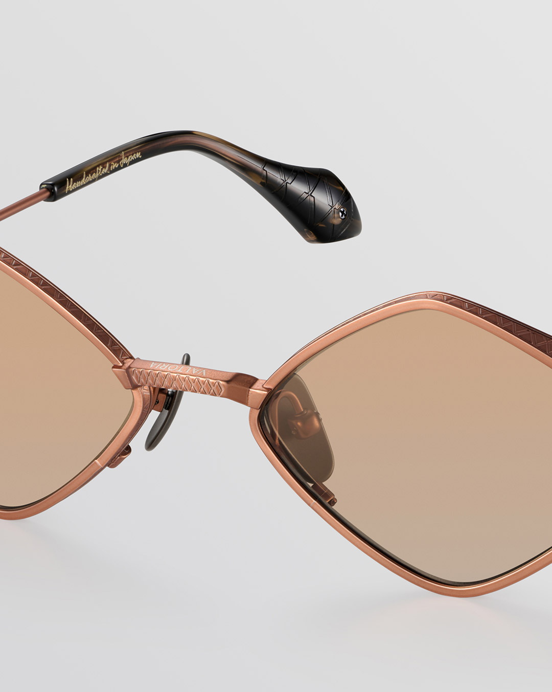 Bronze Titanium