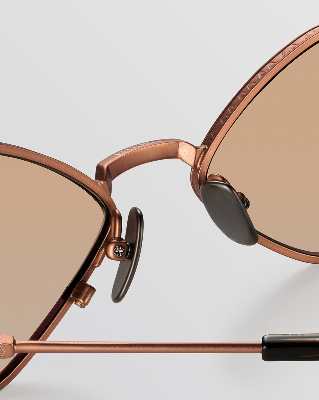Bronze Titanium