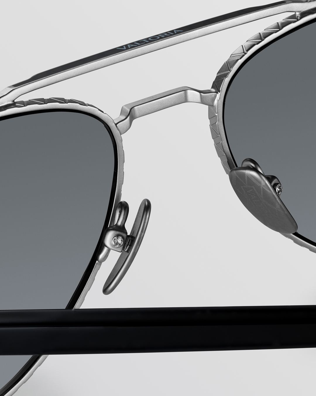 Silver Titanium
