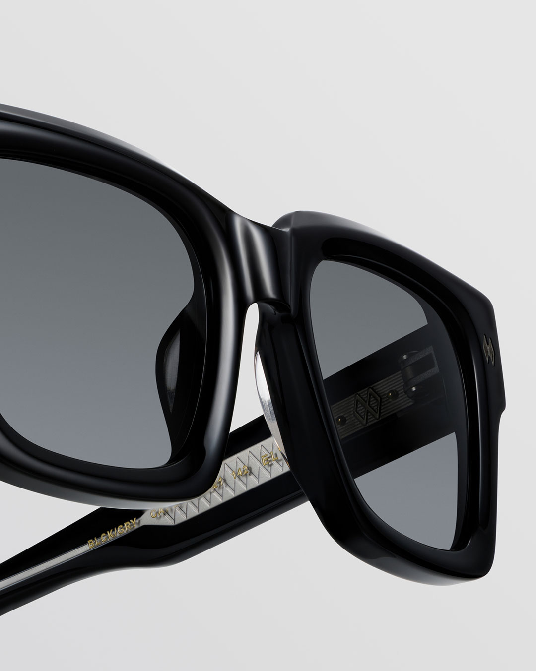 Black Glossy