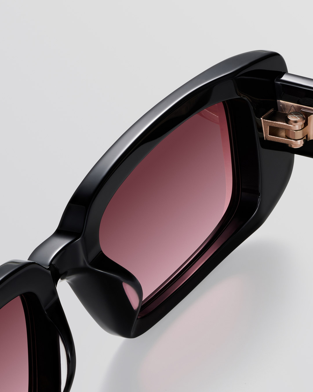 black-glossy-berry