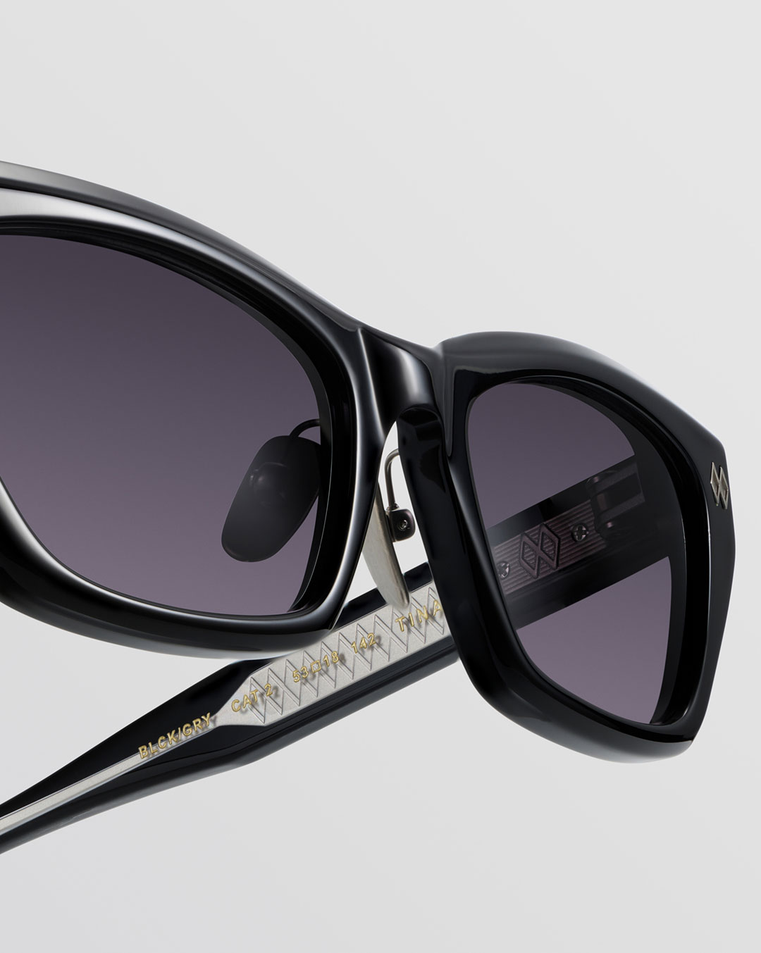 Black Glossy Grey