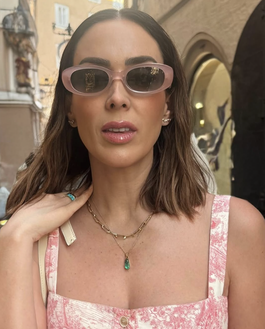 Jacky Bracamontes valtoria