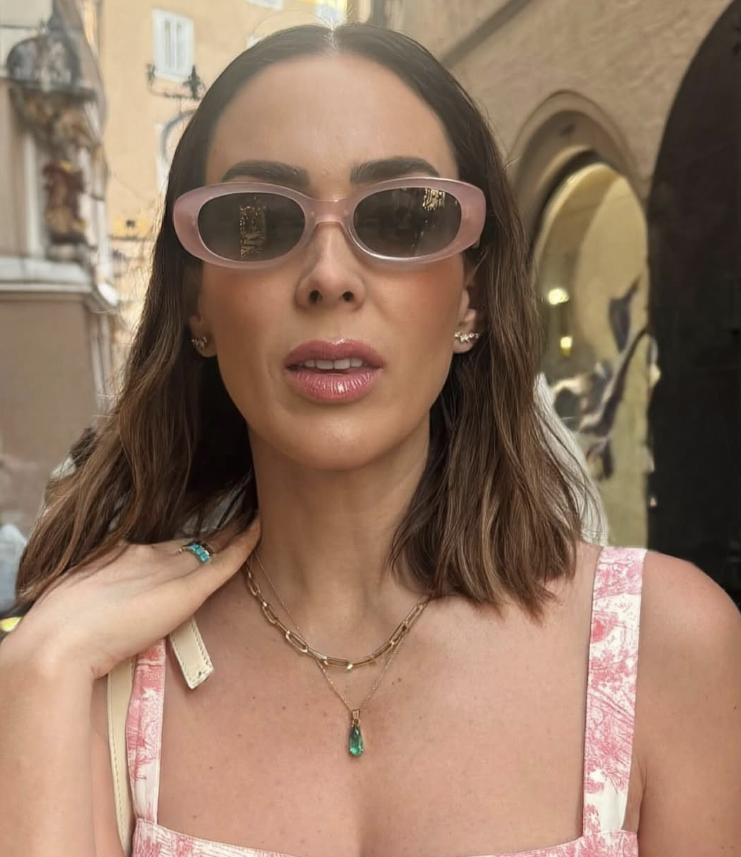 Jacky Bracamontes valtoria