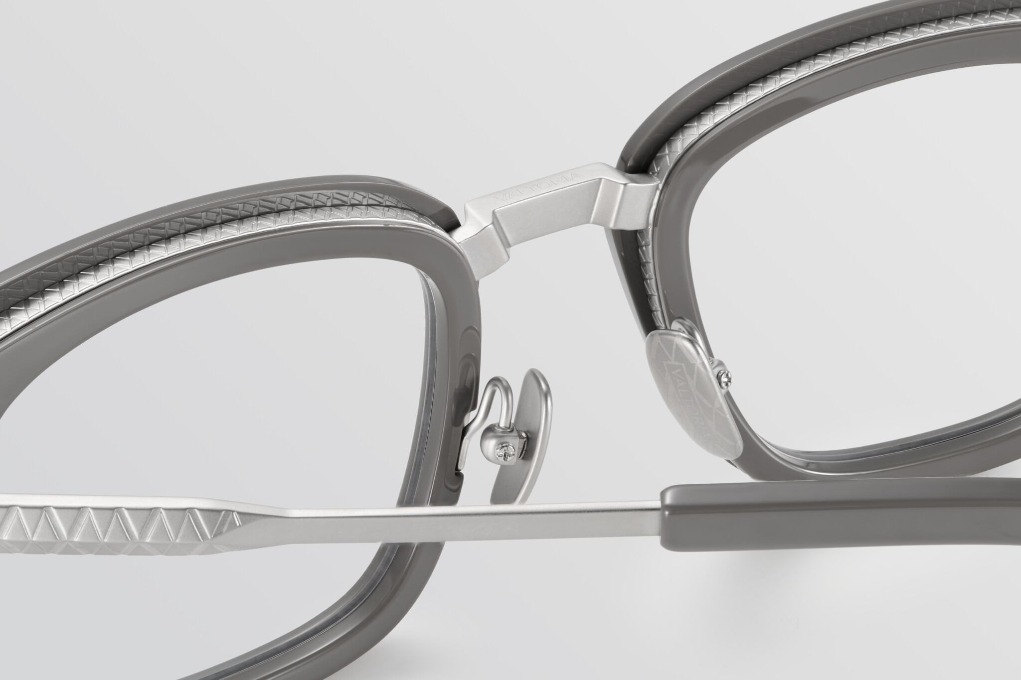 Valtoria optic Amaterasu model luxury glasses Monaco handcrafted in Japan