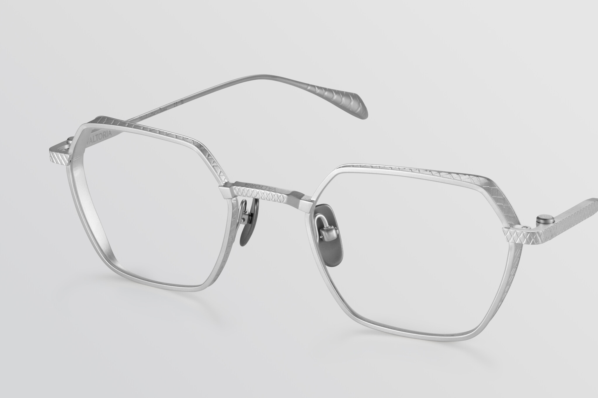 Valtoria Gaby model, optic titanium